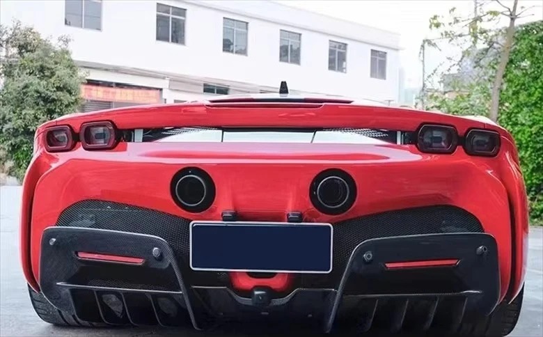 SF90 Body Kits for High Quality Fast Delivery Dry Carbon Fiber Front Lip Side Skirt Diffuser Engine Interior Cover Plate